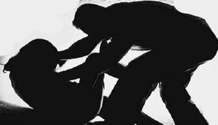 রাণীনগরে শিক্ষার্থীর শ্লীলতাহানির মূল্য ৫০হাজার টাকা