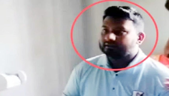 তানোরে কোচিং সেন্টারে ছাত্রীকে কুপ্রস্তাব শিক্ষককে উত্তম-মধ্যম তানোরে কোচিং সেন্টারে ছাত্রীকে কুপ্রস্তাব শিক্ষককে উত্তম-মধ্যম