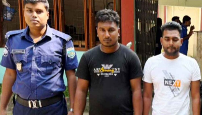 ডিবি সেজে নারীর সঙ্গে সম্পর্ক, কফি খাইয়ে সর্বস্ব লুট ডিবি সেজে নারীর সঙ্গে সম্পর্ক, কফি খাইয়ে সর্বস্ব লুট