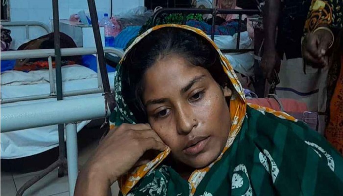খুলনায় অন্তঃসত্ত্বা নারীর পেটে লাথি, গর্ভস্থ শিশুর মৃত্যু খুলনায় অন্তঃসত্ত্বা নারীর পেটে লাথি, গর্ভস্থ শিশুর মৃত্যু