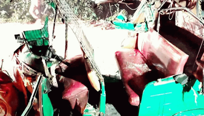 নেত্রকোণায় অটোরিকশা-ট্রাকের সংঘর্ষে নিহত ২ নেত্রকোণায় অটোরিকশা-ট্রাকের সংঘর্ষে নিহত ২