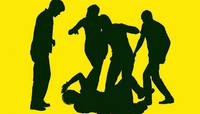 গোবিন্দগঞ্জে গরু চোর সন্দেহে গণপিটুনিতে ৩ জনের মৃত্যু