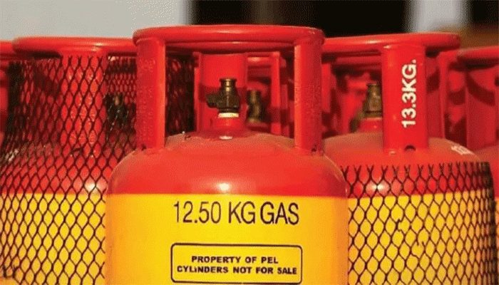 ১২ কেজি এলপিজির দাম কমলো ২৬ টাকা ১২ কেজি এলপিজির দাম কমলো ২৬ টাকা