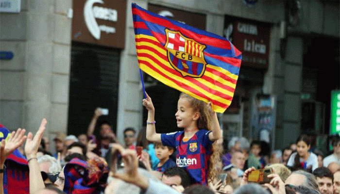 ১৩০০ জনের বহর নিয়ে বেলজিয়ামে এখন বার্সেলোনা