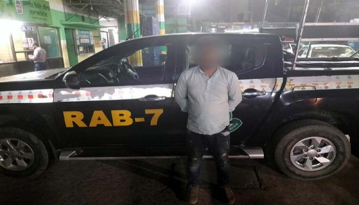 হালিশহর প্রবাসী ডাকাতি: পলাতক আসামি সাদ্দম গ্রেফতার