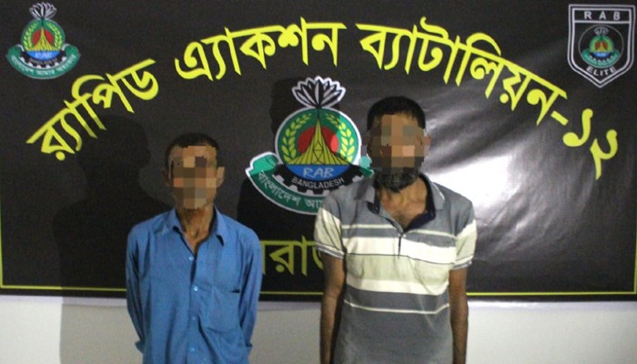 সলঙ্গায় হেরোইনসহ ট্রাকচালক ও হেলপার আটক