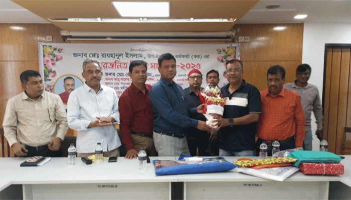 রাসিকের উপ-ট্যাক্সেশন কর্মকর্তার বিদায় সংবর্ধনা অনুষ্ঠিত