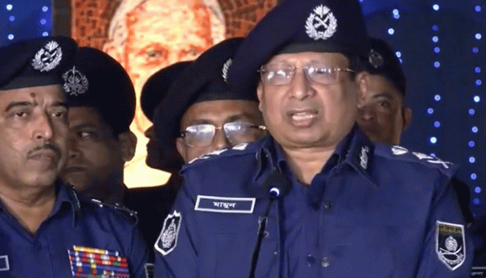 আদালত ও জাতির কাছে ক্ষমা চাইলেন সাবেক আইজিপি মামুন