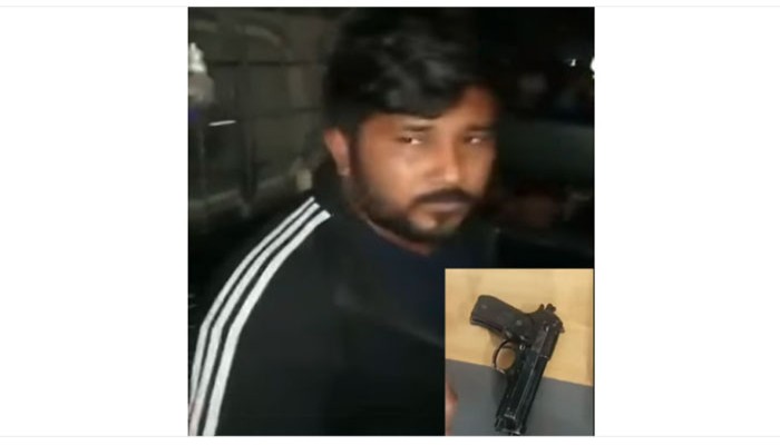 স্কুলছাত্রের মাথায় পিস্তল ঠেকিয়ে হুমকি, এনসিপি কর্মী আটক