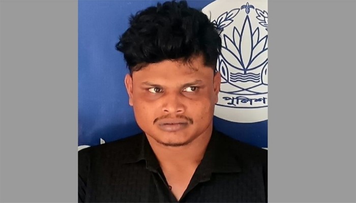 বিক্রয়কর্মী হত্যার দায় স্বীকার রবিন ডাকাতের