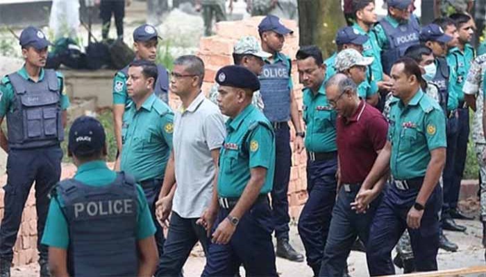 ট্রাইব্যুনালে কঠোর নিরাপত্তা, ফের হাজির হচ্ছেন ১৩ সেনা কর্মকর্তা