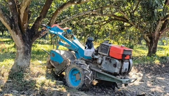 বাঘায় জমি চাষ করতে গিয়ে যুবকের মৃত্যু