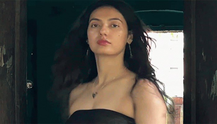 আহতদের আর্তনাদে এগিয়ে এলেন খুশবু