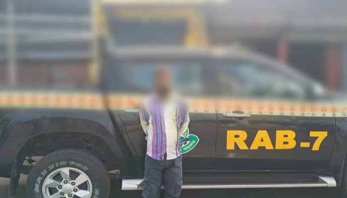 লক্ষ্মীপুরের ধর্ষণ মামলায় যাবজ্জীবন সাজাপ্রাপ্ত পলাতক আসামি জাহের চট্টগ্রামে গ্রেফতার