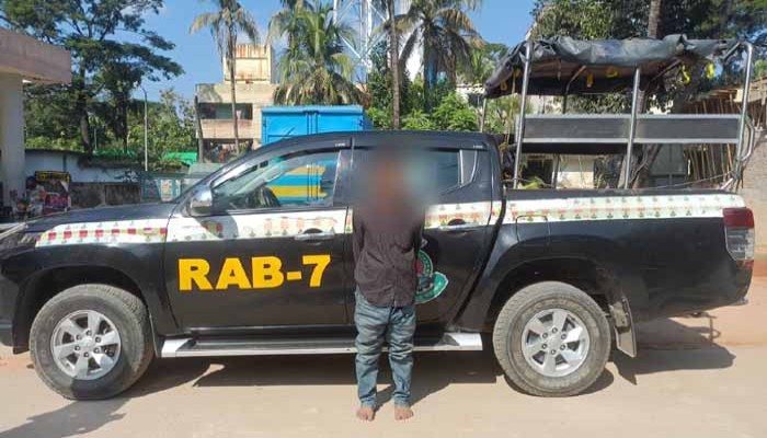 চট্টগ্রামের বাঁশখালী হত্যাকাণ্ডে পলাতক আসামি নাসির গ্রেফতার