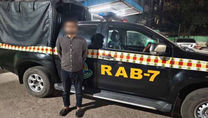 চট্টগ্রামে বাবুল হত্যা মামলার প্রধান আসামি আবুল গ্রেপ্তার