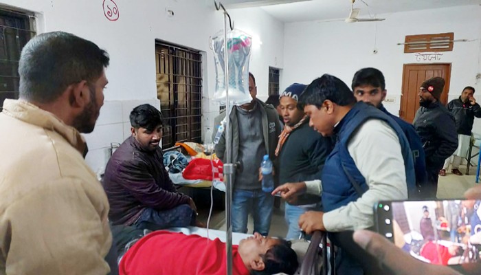 রাণীশংকৈলে সার বিতরণকে কেন্দ্র করে কৃষি কর্মকর্তার ওপর হামলা; থানায় মামলা