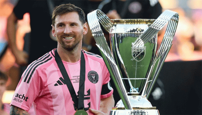 ইতিহাস গড়ে টানা দ্বিতীয়বার সেরা খেলোয়াড় মেসি