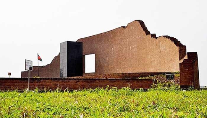 আজ শহীদ বুদ্ধিজীবী দিবস: জাতির শ্রেষ্ঠ সন্তানদের গভীর শ্রদ্ধায় স্মরণ