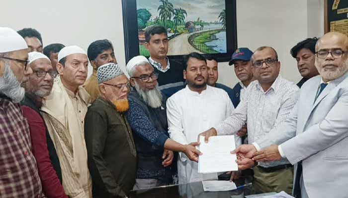 আসন্ন ত্রয়োদশ জাতীয় সংসদ নির্বাচনে মিনুর পক্ষে মনোনয়নপত্র সংগ্রহ