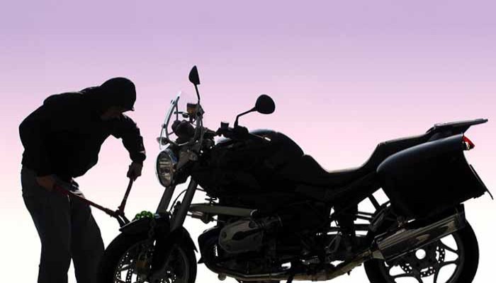 রাণীনগরে মসজিদের সামনে থেকে দুইটি মোটরসাইকেল চুরি