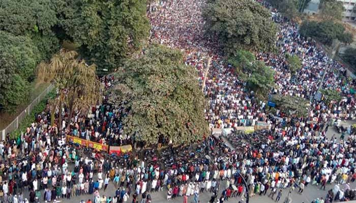 খুনিদের প্রকাশ্যে বিচার দাবি জানালেন শরিফ ওসমান হাদির বড় ভাই