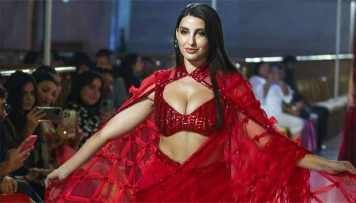 মুম্বাইয়ে ভয়াবহ দুর্ঘটনার কবলে নোরা ফাতেহি