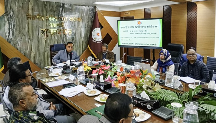 রুটিন দায়িত্বের পাশাপাশি কিছু আইকনিক কাজ করতে হবে, বিভাগীয় কমিশনার