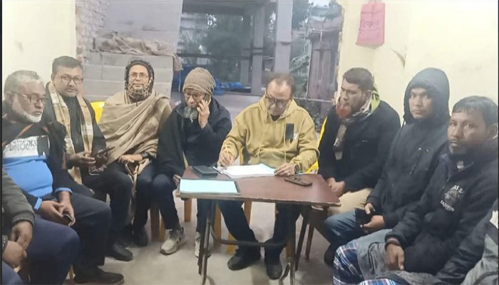 সাবেক প্রধানমন্ত্রী বেগম খালেদা জিয়া ইন্তেকাল করায় মোহনপুরে শোকবইয়ে স্বাক্ষর