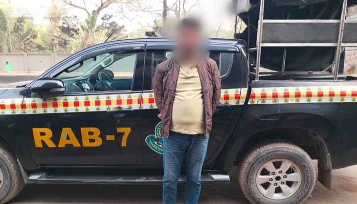 চট্টগ্রামে হত্যা মামলার প্রধান আসামী শওকত আলী গ্রেফতার