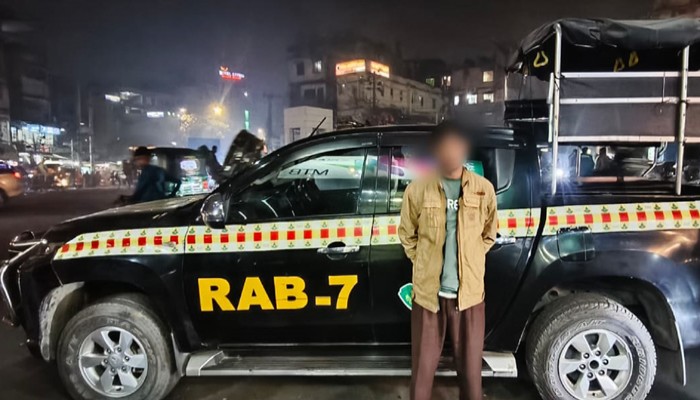 খাগড়াছড়ি ও নারায়ণগঞ্জে অপহরণ, চাঁদাবাজি ও ধর্ষণ মামলার আসামী আকাশ গ্রেফতার