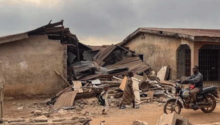 নাইজেরিয়ায় বন্দুকধারীর গুলিতে নিহত ৩০ জন