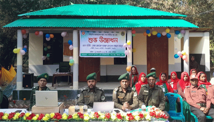 লালপুরে ভিডিপি সদস্যদের জন্য নব-নির্মিত ঘরের উদ্বোধন