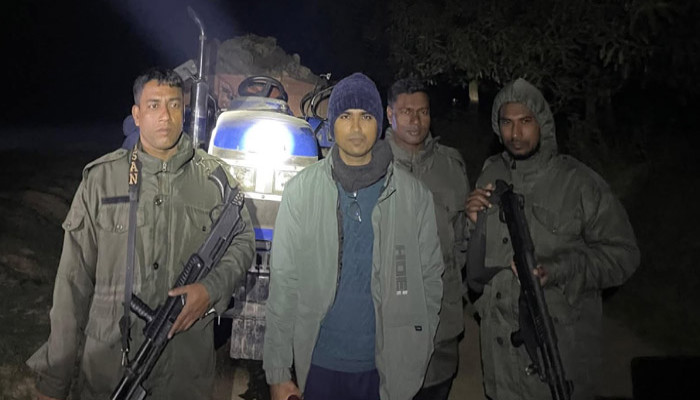 পুঠিয়ায় ফের ভেকু মেশিন নিস্ক্রীয়