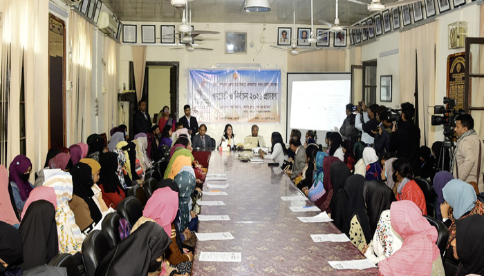 কর্তৃত্ববাদী শাসনব্যবস্থার পরিবর্তন চাইলে গণভোটে হ্যাঁ বলতে হবে - তথ্য ও সম্প্রচার সচিব