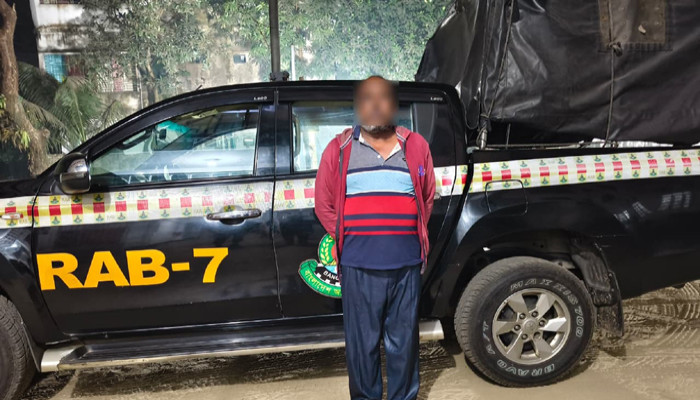 বেগমগঞ্জে বড় ভাইকে কুপিয়ে হত্যার ঘটনায় প্রধান আসামি গ্রেফতার