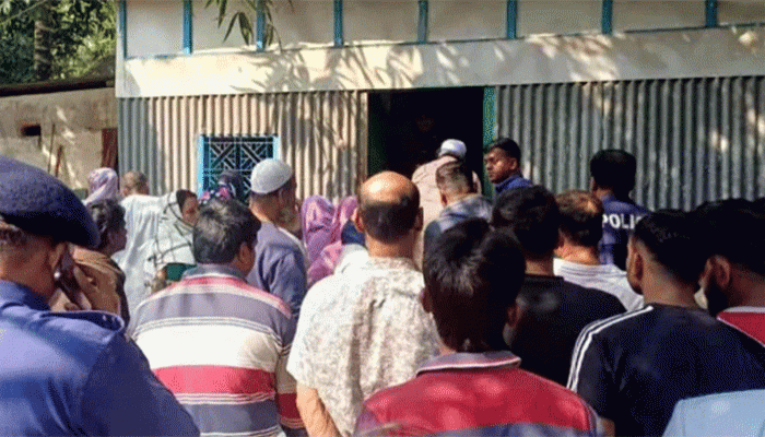 মুন্সীগঞ্জে বসতঘর থেকে মা ও মেয়ের রক্তাক্ত মরদেহ উদ্ধার