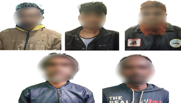 রাজশাহীতে পৃথক অভিযানে ৫ মাদক কারবারি গ্রেফতার