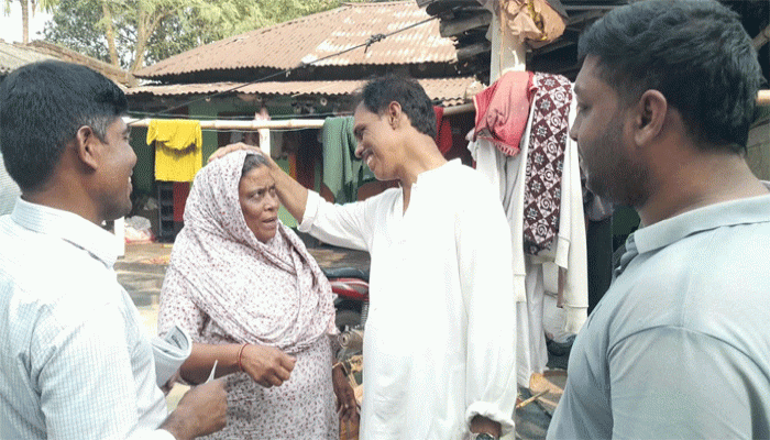 লালপুরে সতন্ত্র প্রার্থী তাইফুল ইসলাম টিপুর গণসংযোগ
