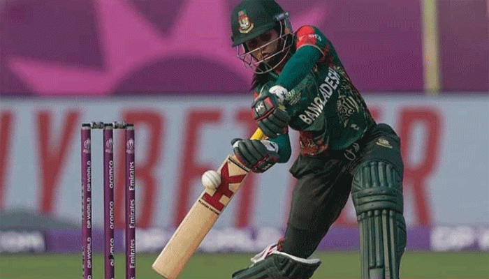 জ্যোতির ঝড়ো ফিফটিতে বড় পুঁজি বাংলাদেশের