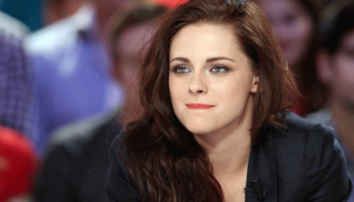 ট্রাম্পের কারণে যুক্তরাষ্ট্র ছাড়ছেন ‘টুয়াইলাইট’ অভিনেত্রী ক্রিস্টেন স্টুয়ার্ট!