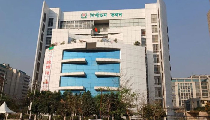 দেশের ৫ লাখ ১৮ হাজার ভোটারের কাছে পোস্টাল ব্যালট পাঠিয়েছে ইসি