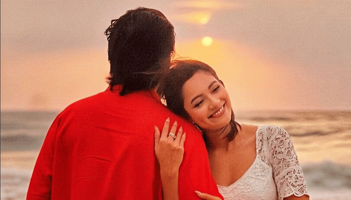 বাংলাদেশের নায়ক সিয়ামের বাহুলগ্না সুস্মিতা!