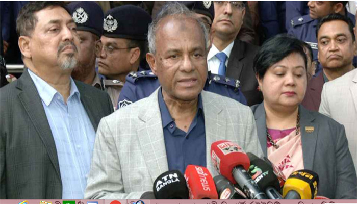 কেন্দ্র দখলের চেষ্টা করলে কাউকে ছাড় দেওয়া হবে না: স্বরাষ্ট্র উপদেষ্টা