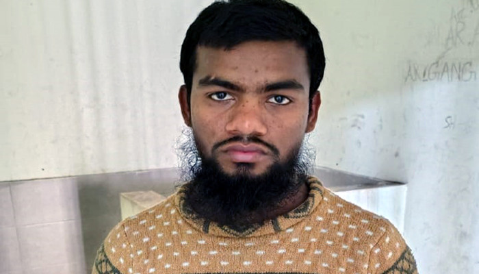 নোয়াখালীতে ছাত্রীকে ধর্ষণচেষ্টার অভিযোগে শিক্ষক গ্রেপ্তার