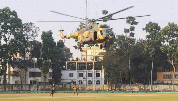 ঠাকুরগাঁওয়ে নির্বাচন ঘিরে সেনাবাহিনীর কমান্ডো মহড়া, স্টেডিয়ামে হেলিকপ্টার অবতরণ