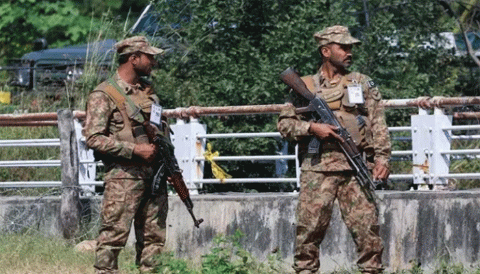খাইবার পাখতুনখোয়ায় নিরাপত্তা বাহিনীর গুলিতে নিহত ২৪ সন্ত্রাসী