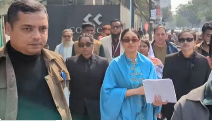 বাবার জন্য ভোট চাইলেন জাইমা