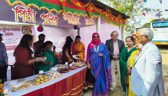 নর্থ বেঙ্গল ইন্টারন্যাশনাল ইউনিভার্সিটি রাষ্ট্রবিজ্ঞান বিভাগের উদ্যোগে পিঠা উৎসব