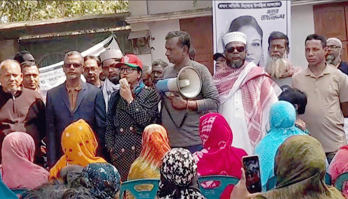 লালপুরে নাটোর-১ আসনে ধানের শীষ প্রার্থীর উঠান বৈঠক